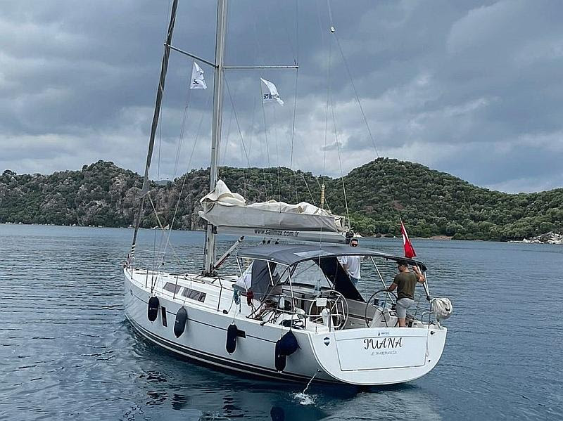Hanse 445